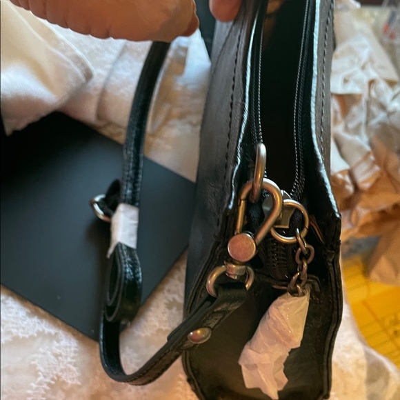 The Sak Black Leather Shoulder Bag with Card Holder - Picture 7 of 12